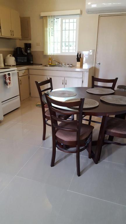Beautiful 2 Bedroom 1 Bath تامونِنغ المظهر الخارجي الصورة